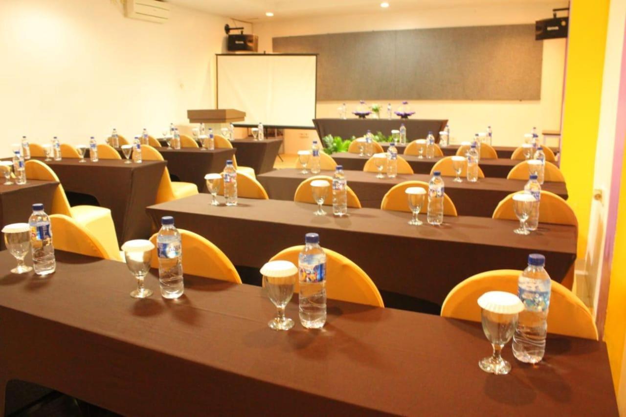 Liras Hotel Syariah Pulupanda Exterior foto